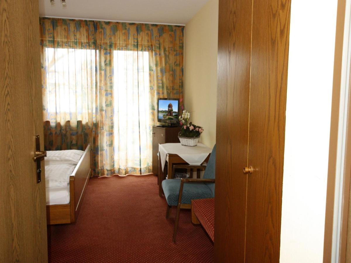 פרייבורג Hotel Baeren Garni מראה חיצוני תמונה