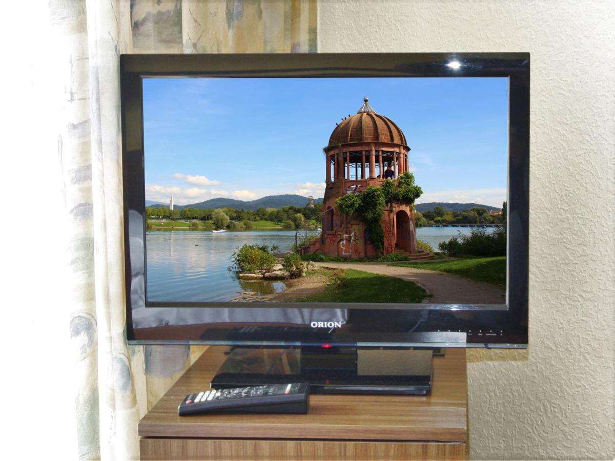 פרייבורג Hotel Baeren Garni מראה חיצוני תמונה